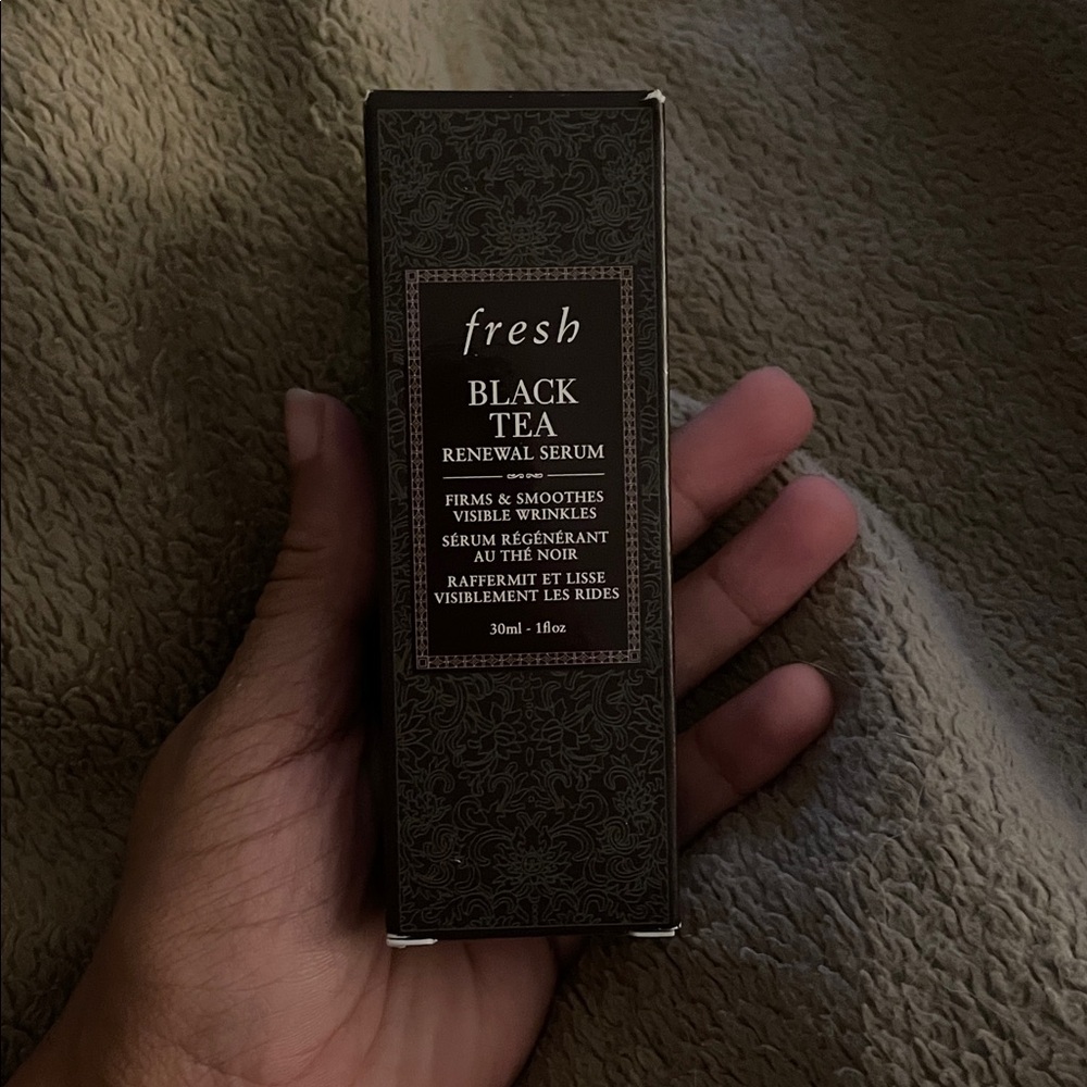 NEW Fresh black tea renewal serum full size retails $82 - Picture 6 of 7